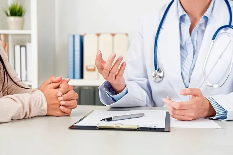 Xông hơi bằng da rắn hổ hành là mẹo dân gian, cần tham vấn bác sĩ